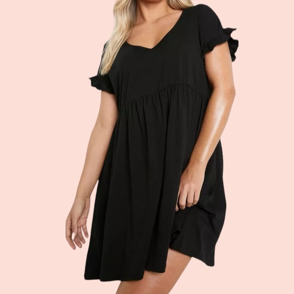 Boohoo Plus Dresses & Skirts - boohoo Black Knit Ruffle V-neck Smock Dress 16